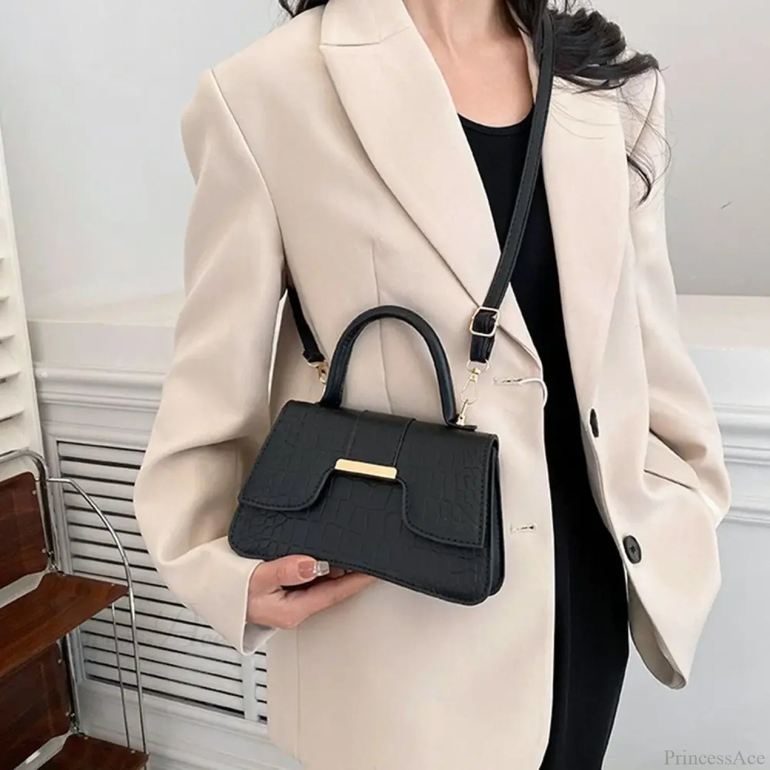 Alligator Pattern Small Square Vintage PU Leather Crossbody Handbag handbag-250126