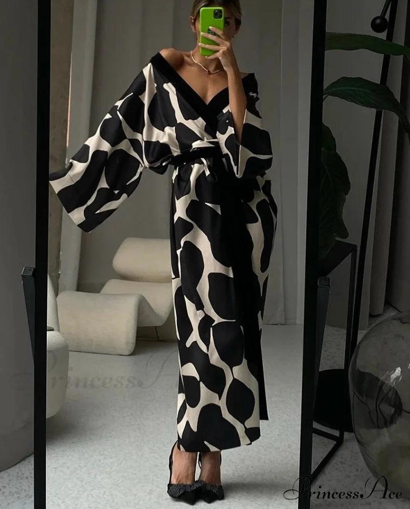 Andra Elegant Maxi Dress Black / S