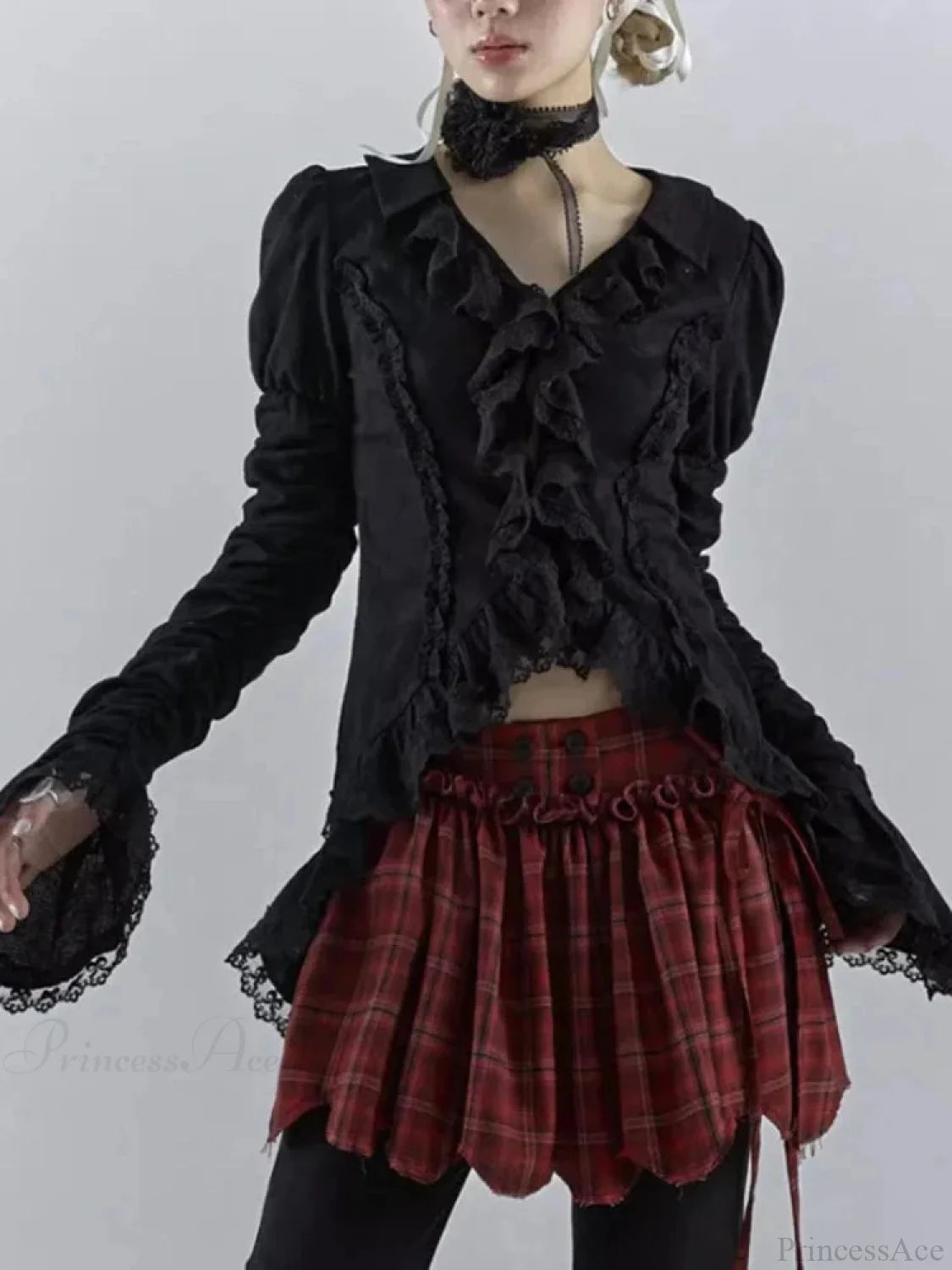 Antique Extended Sleeve Lace Blouse