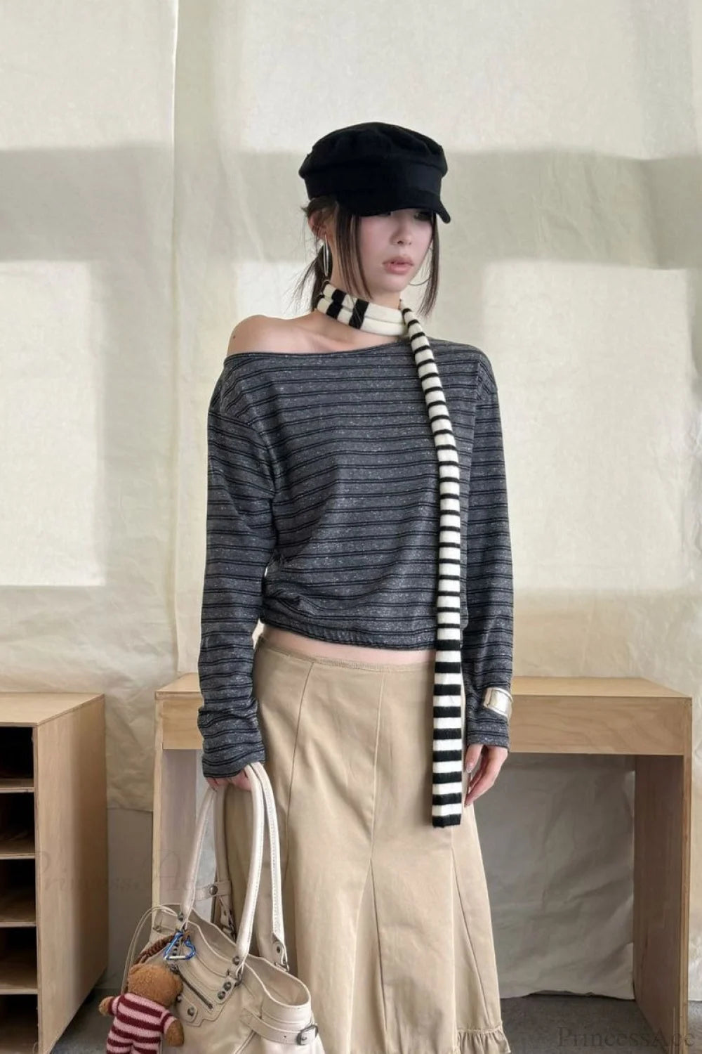 Asymmetric Shoulder Striped Color Block Reversible Blouse Gray / One size