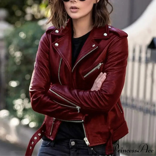 Herbstliche kurze, solide Bikerjacke aus dünnem, coolem Kunstleder