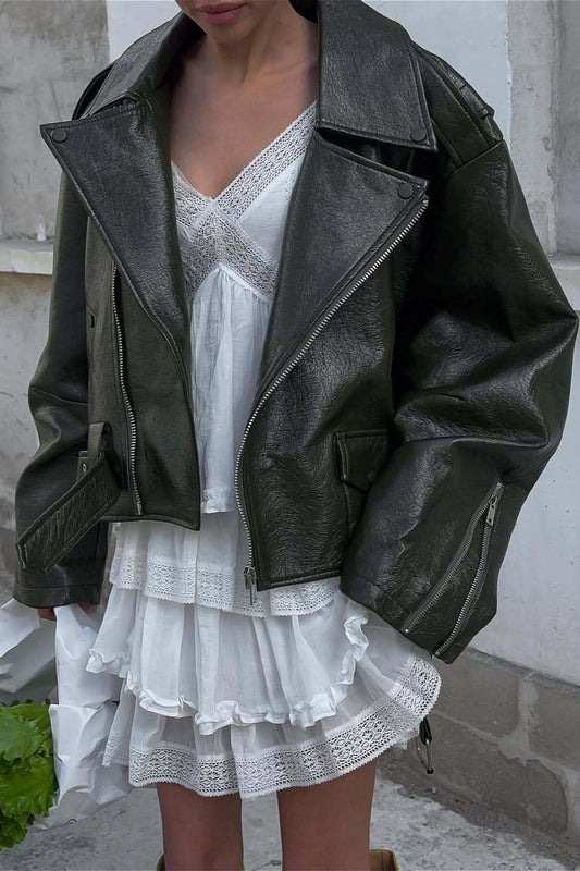 Grüne Motorradjacke aus Leder mit Reißverschluss