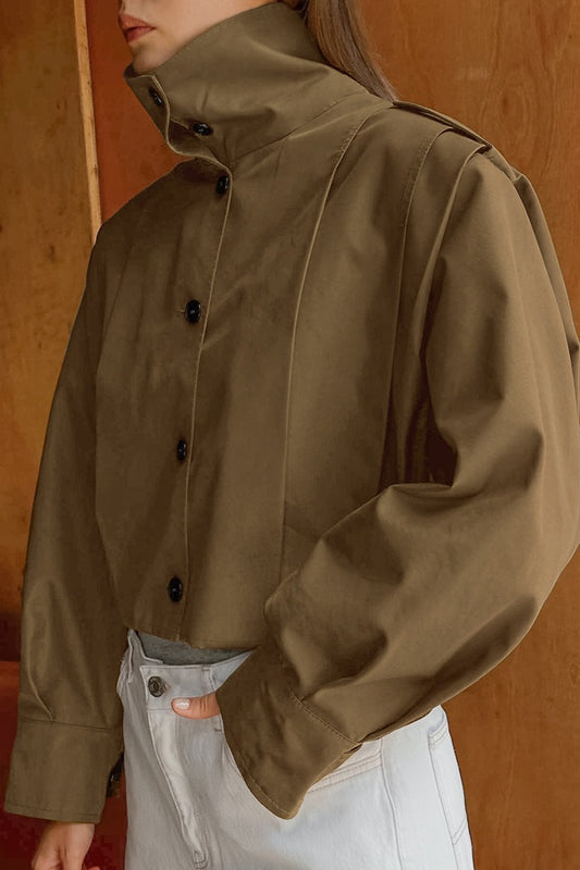 Langärmlige Jacke mit plissiertem Kragen