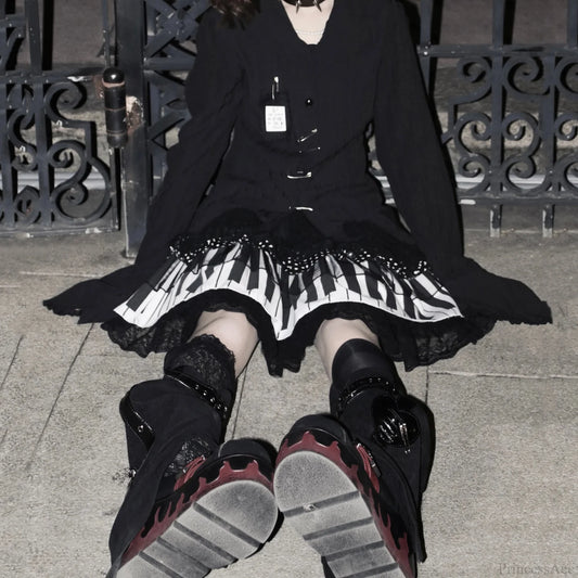 Baggy Lace Gothic Lolita Cake Skirt Black / One Size