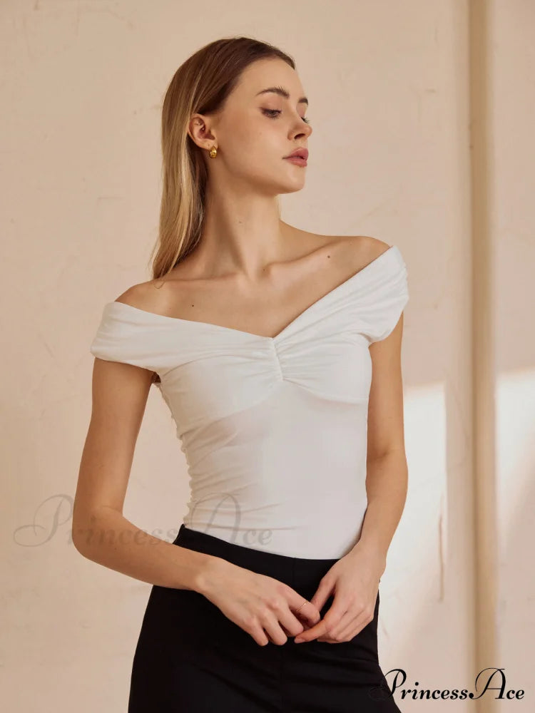 Basic Solid Graceful Off-Shoulder Top White / S T-Shirts