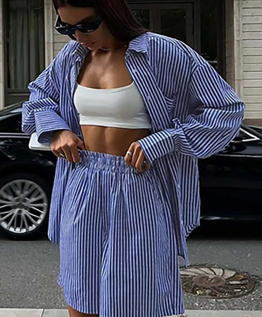 Blau bedruckte Taschen und Knopf-Shorts fürs Büro, zweiteiliges Set