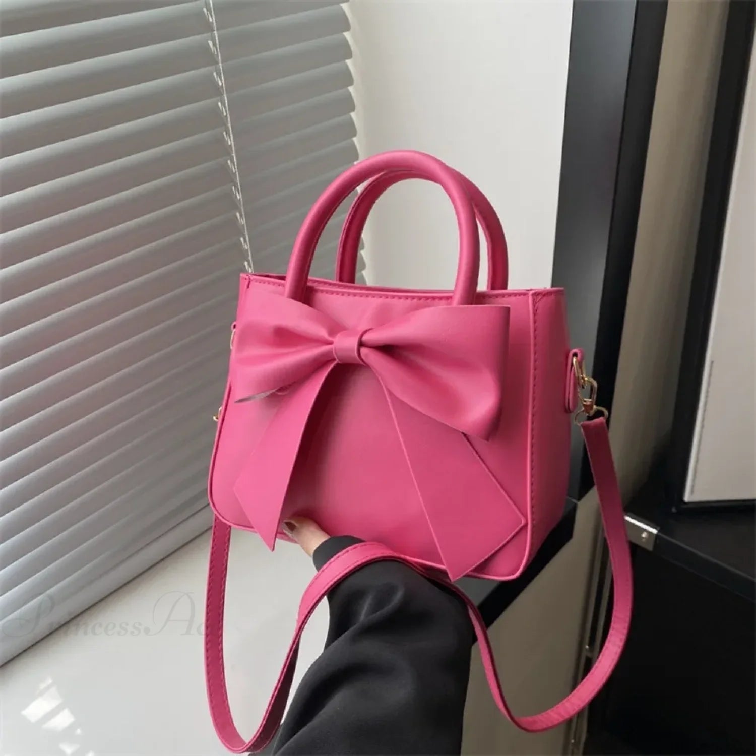 Bow PU Leather Solid Underarm Handbag Red handbag-250126