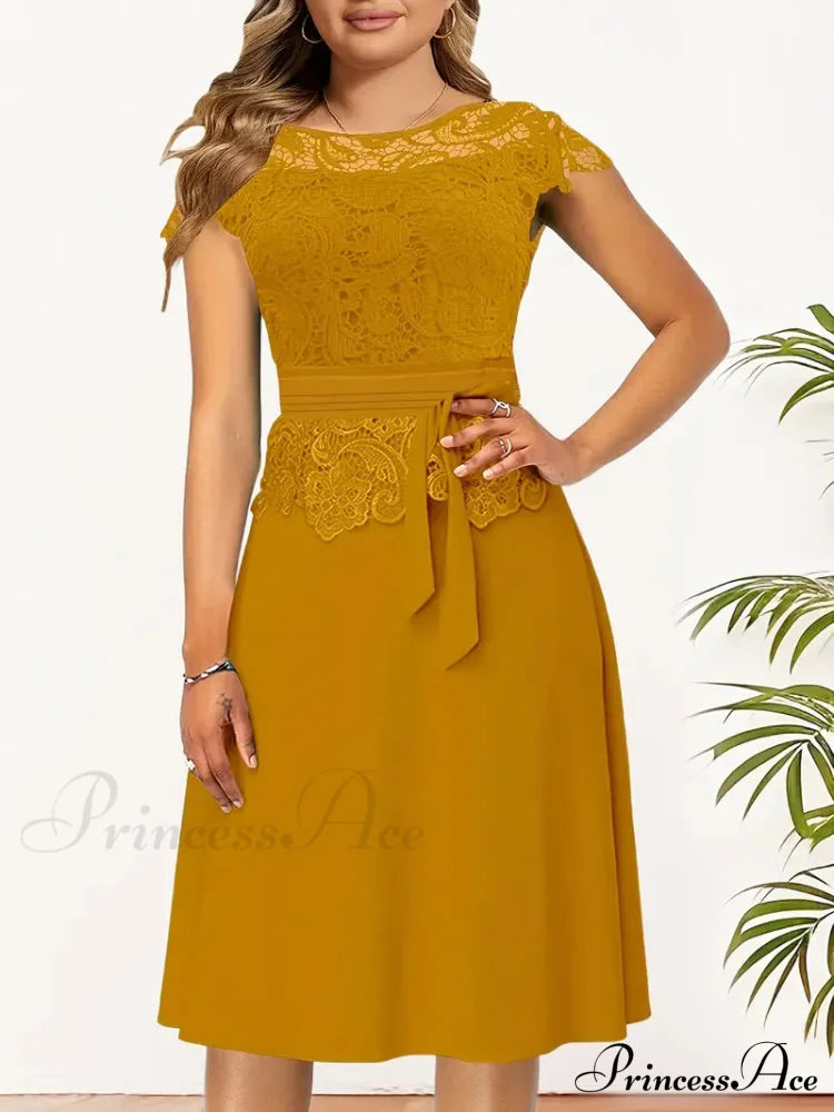 Burgundy Lace A-Line Dress With Cap Sleeves And Belt M / Green Burgundy Lace Belt Dress