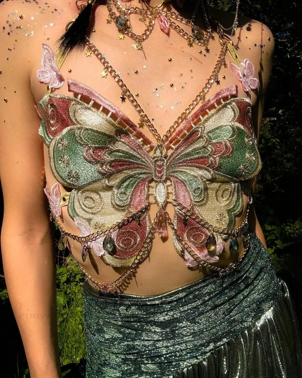 Butterfly Embroidered Crystal Chain Backless Crop Top croptop-250223