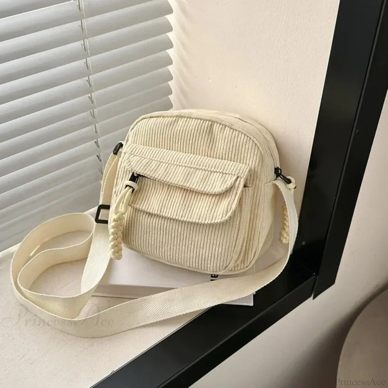 Cartoon Bear Casual Crossbody Shoulder Bag White crossbody-250126