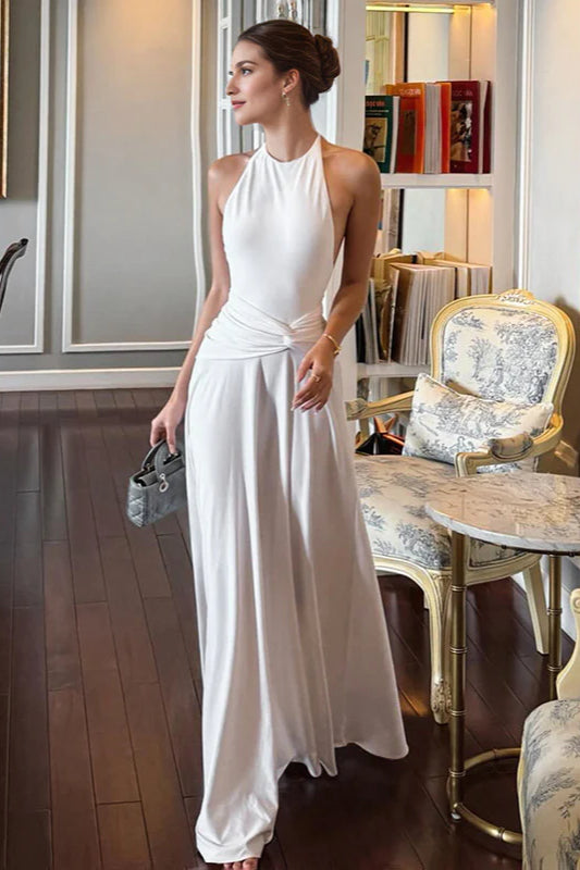 Einfarbiges, rückenfreies Maxikleid mit Neckholder und Rüschen