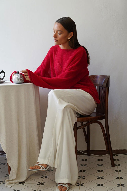 Lässige, transparente Strickbluse mit Cut-outs