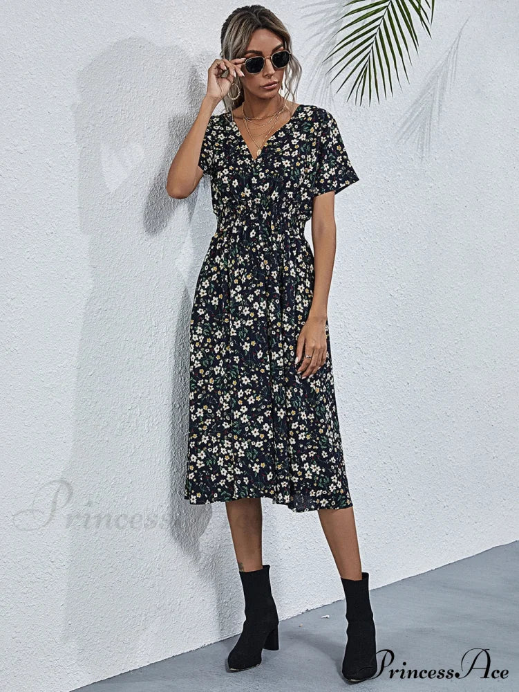 Coastal Short-Sleeved Gown Chiffon V-Neck A-Line Warm-Season Robe S / Black Dresses