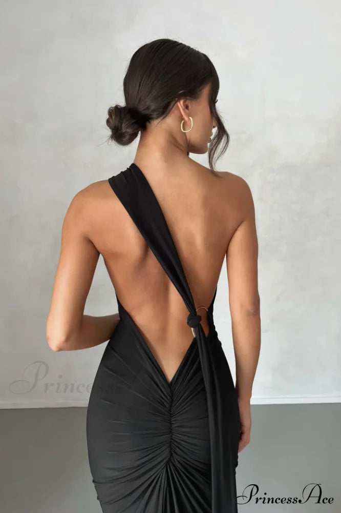 Constantina Elegant Gown