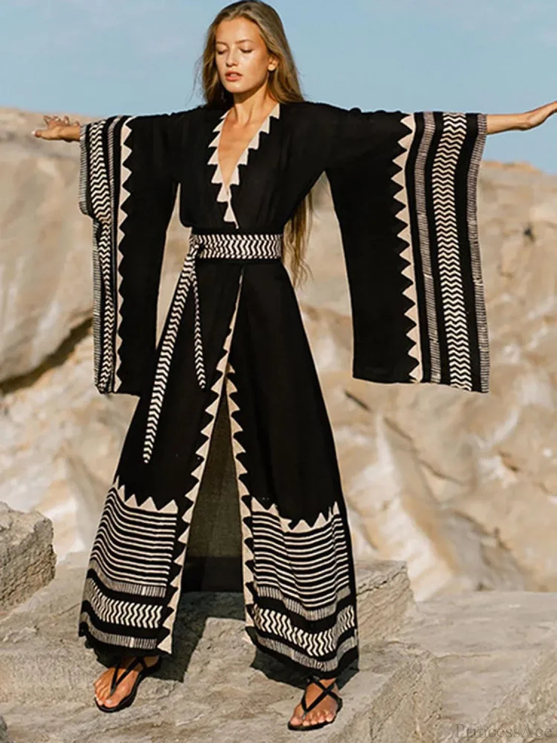 Contrast Color Long Sleeve Bikini Cover Up Black / One Size