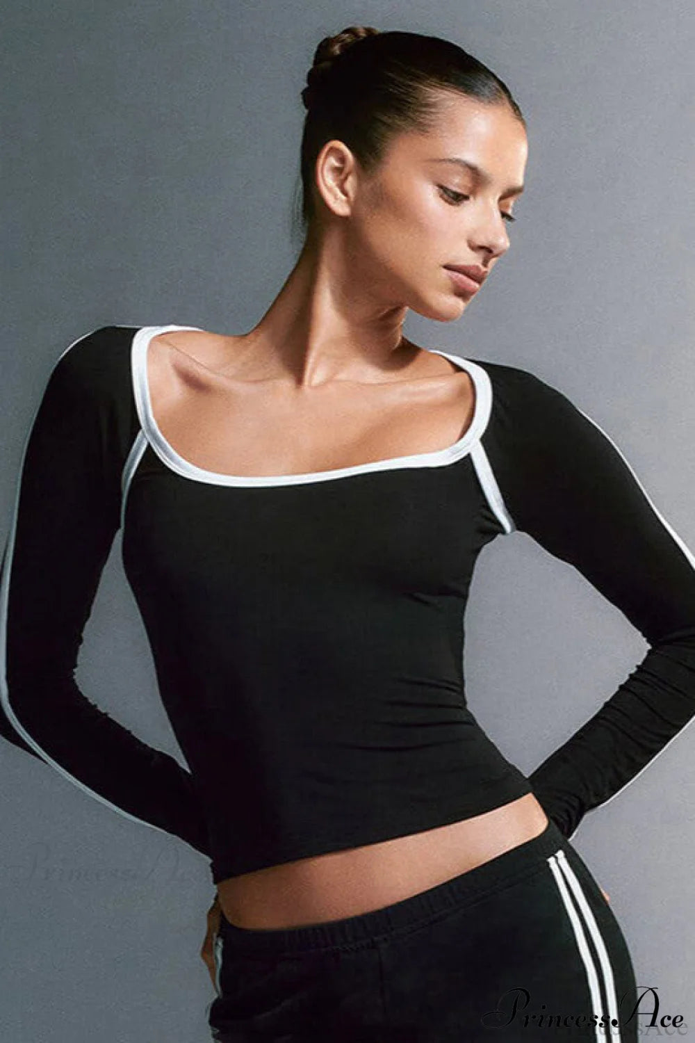 Contrast Trim Square Neck Long Sleeve Tee