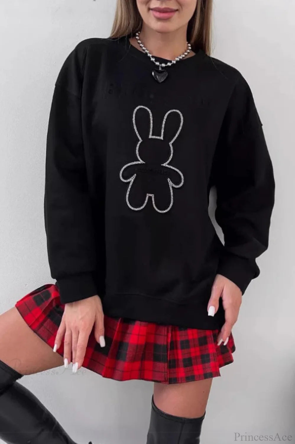 Crew Neck Chic Oversized Embossed Rabbit Sweatshirt Black / S
