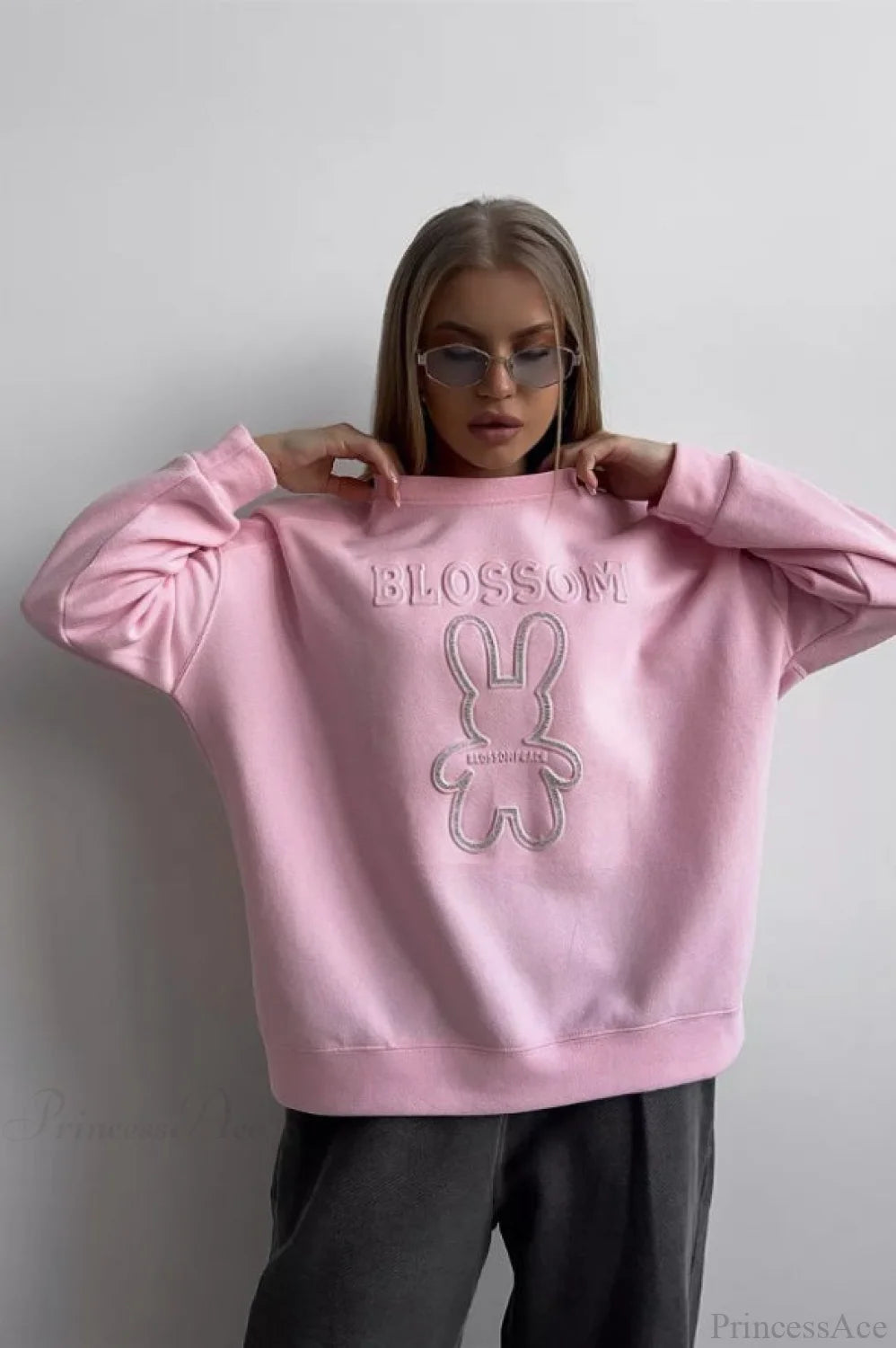 Crew Neck Chic Oversized Embossed Rabbit Sweatshirt Pink / S