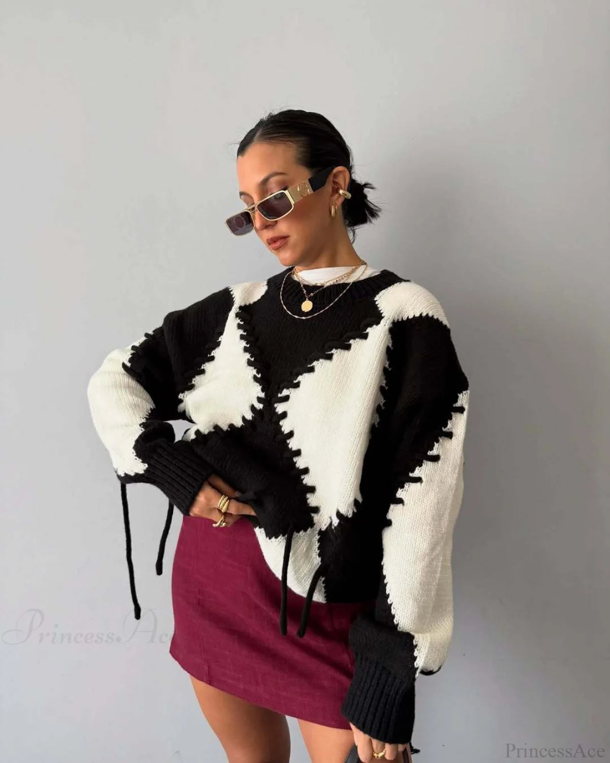 Crew Neck Long Sleeve Contrast Argyle Drawcord Sweater Black / M