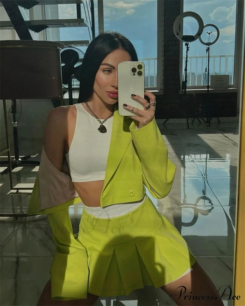 Cropped Blazer And Charming Pleated Mini Skirt Set