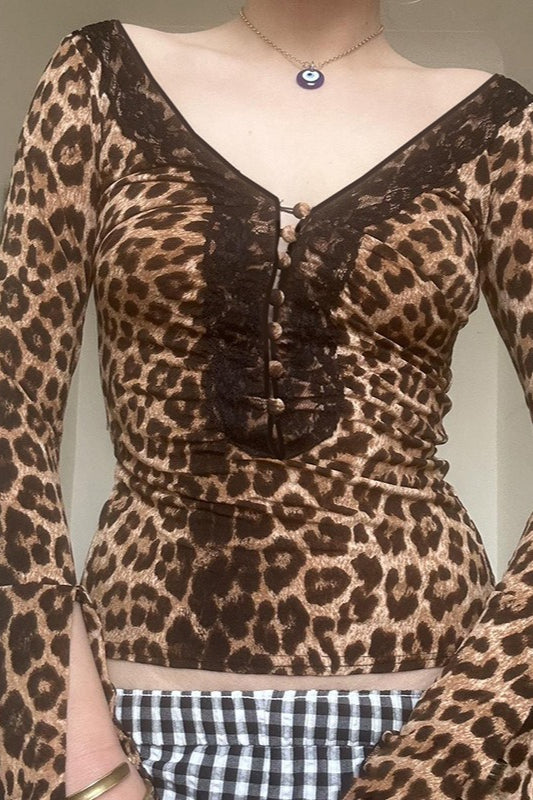 Rückenfreie Bluse mit V-Ausschnitt und Cut-Out