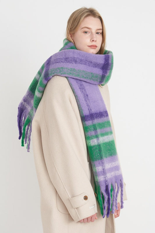 Vintage-karierter, kuscheliger Strickschal