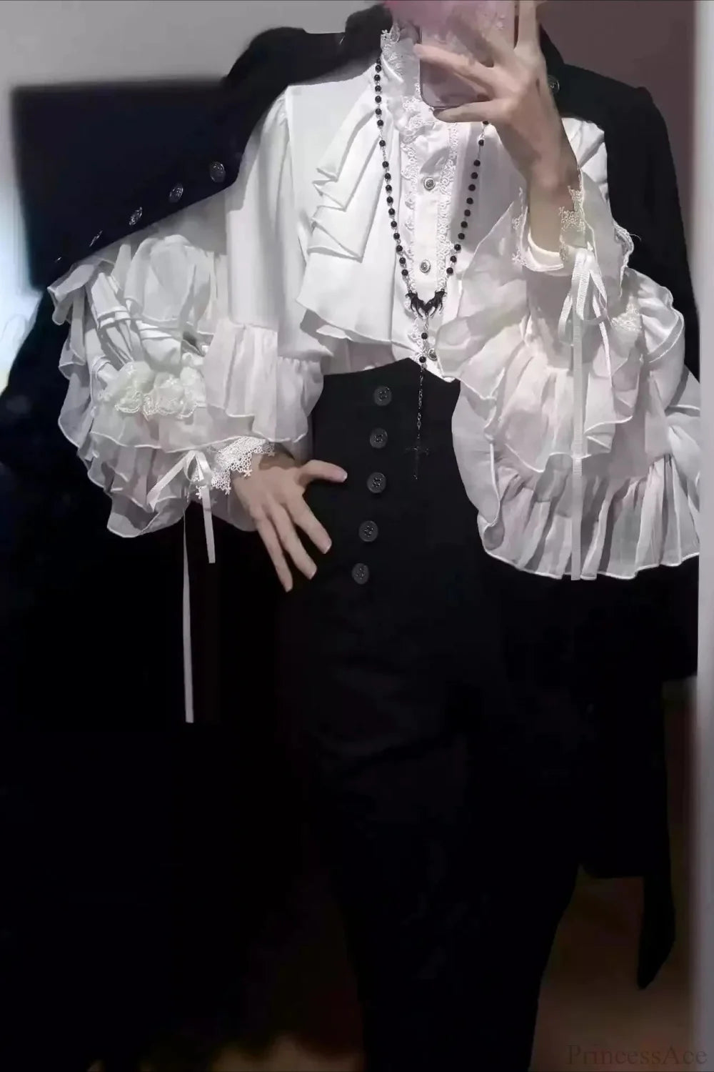 Dark Frill Batwing Sleeve Top White / S