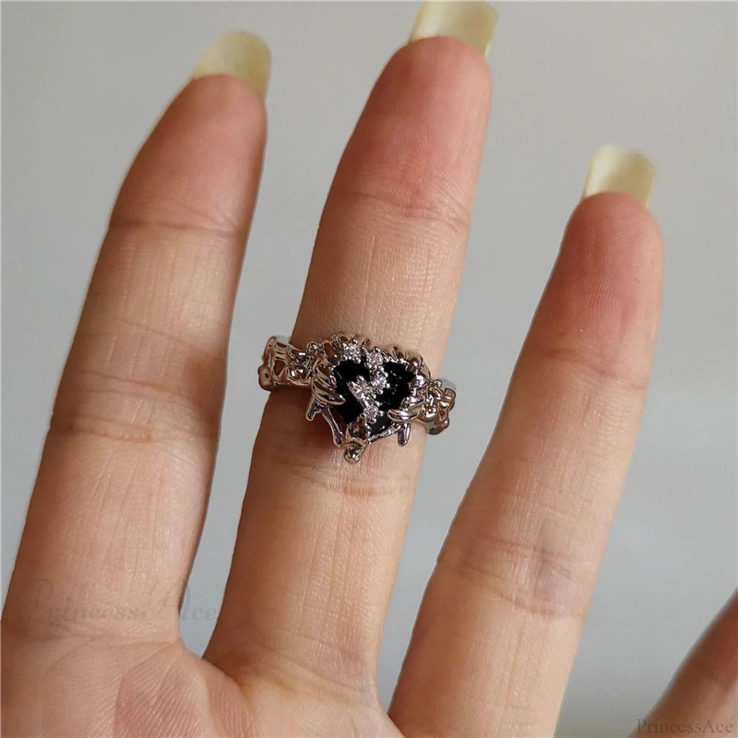 Dark Thorny Rose Pair Ring black5