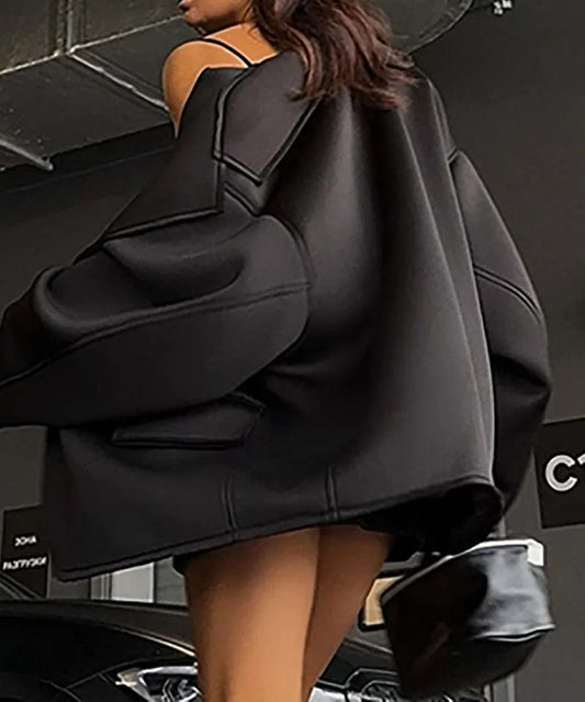 Schwarzes Strick-Shorts-Set mit lockeren Taschen fürs Büro, zweiteilig