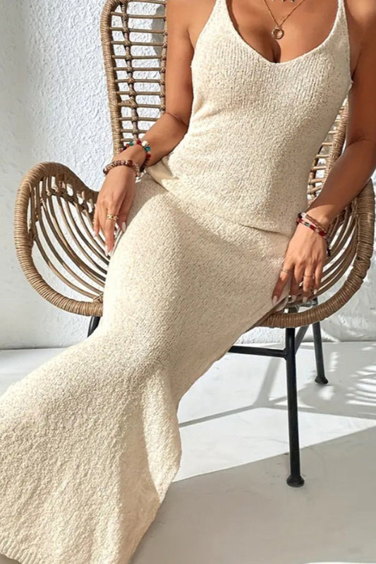 Durchsichtiges Strickkleid mit Schlitz und Cut-Outs