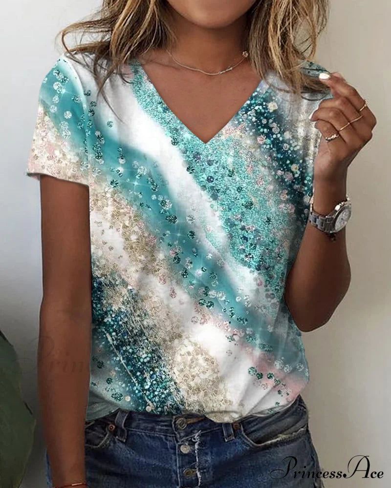 Design Gradient Neck V T-Shirt Blouses & Shirts