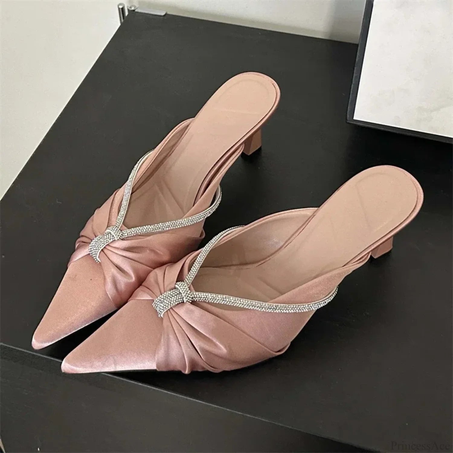 Design Style Crystal Pointed Fashion Thin Heels Shallow Casual Dress Low Heel Pump Pink / 35