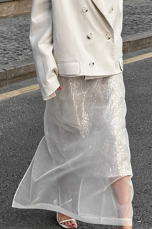 Weißer Maxirock mit hoher Taille und Schlitz