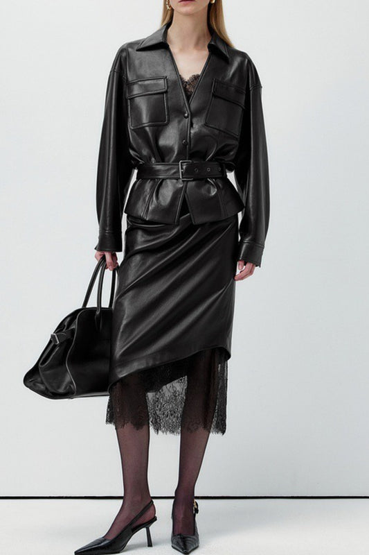 Eleganter Lederrock mit Spitzenbesatz