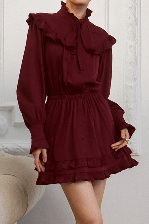 Elegantes Minikleid in A-Linie mit Schleife und Schnürung, langen Ärmeln