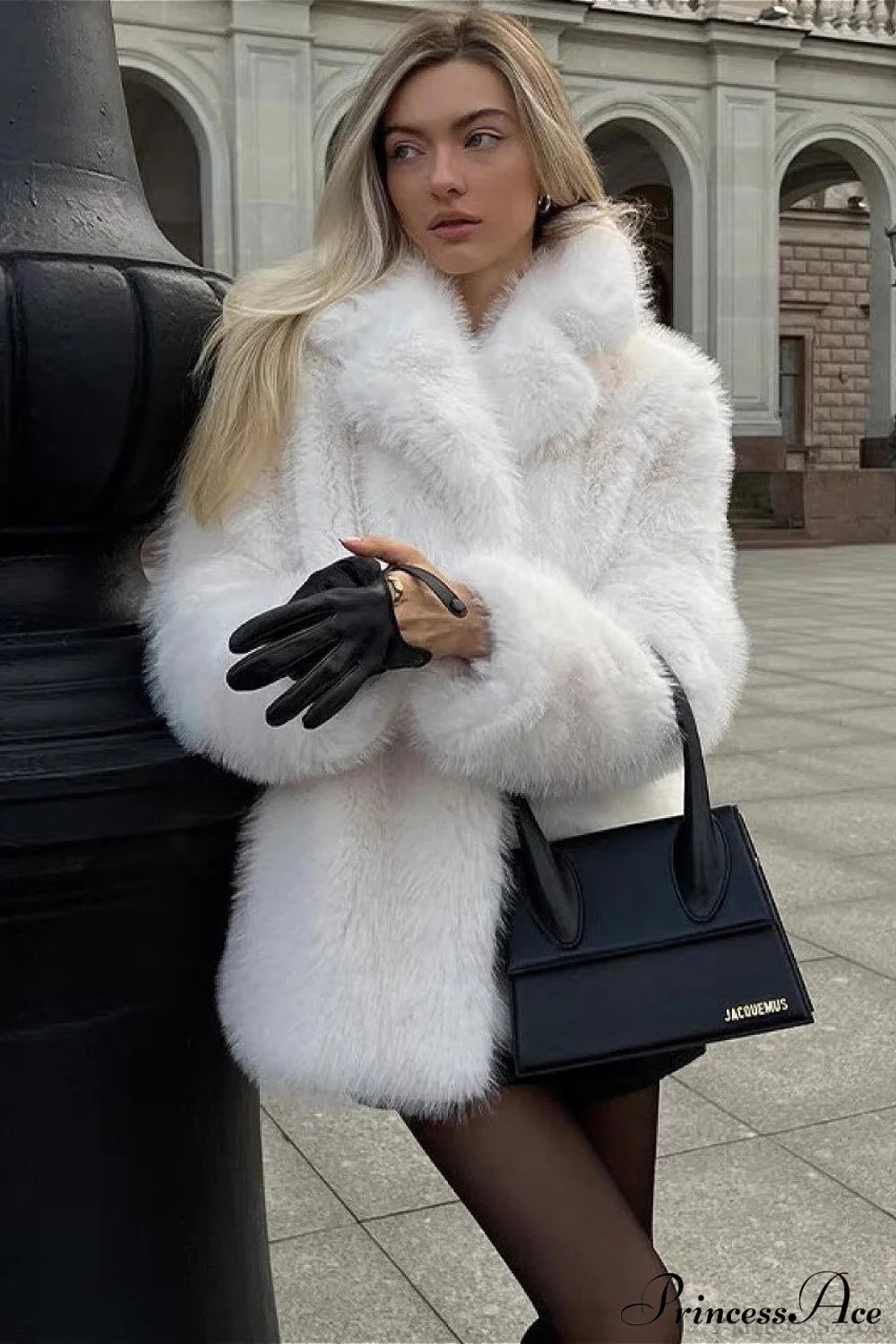 Eco Faux Fur Solid Chic Cropped Coat White / S