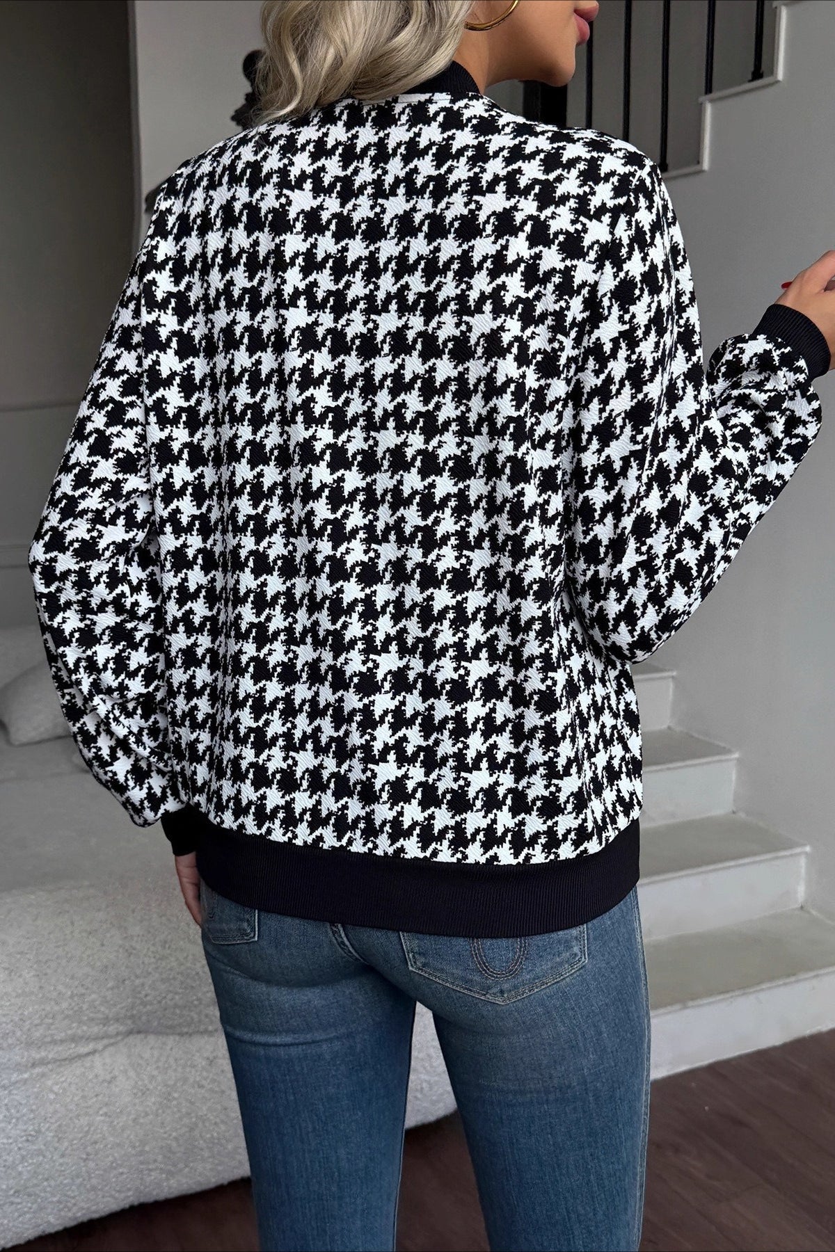 Long Sleeve Houndstooth Fitted Jacket