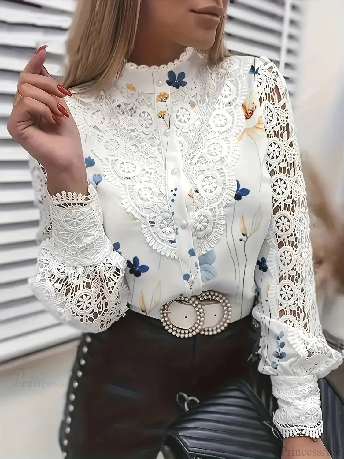 Elegant Lace Patchwork White Blouse printing1 / S blouse-250126