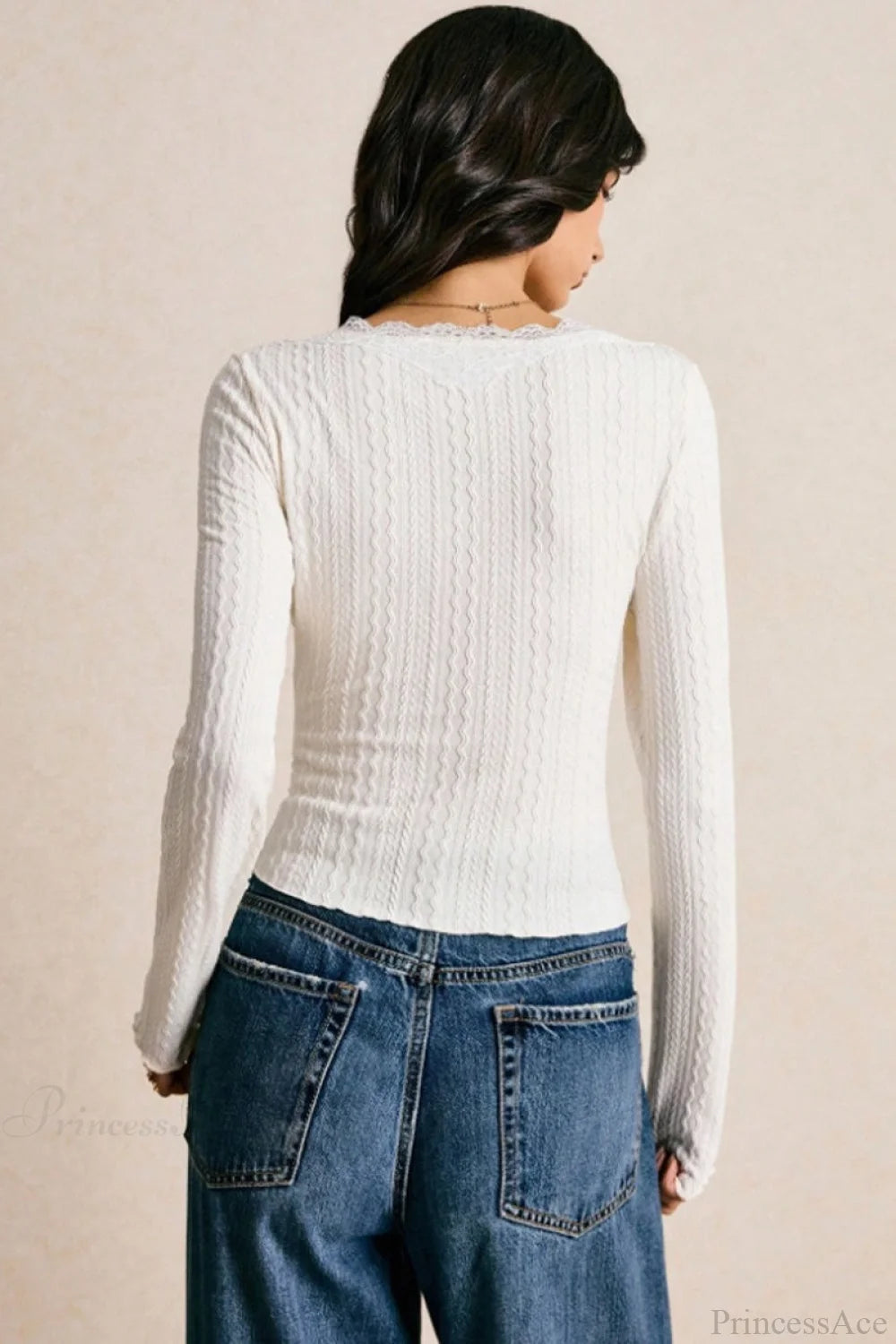 Elegant Lace V-Neck Slim Fitted Long Sleeve Tee