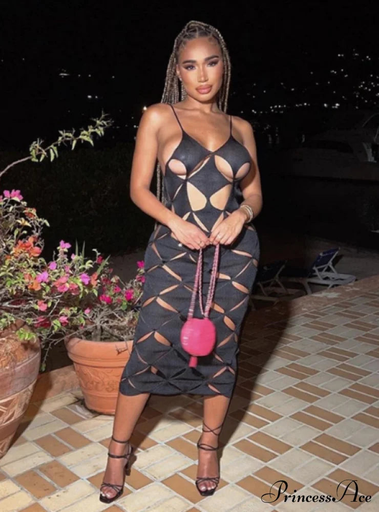 Elegant Maxi Dress For Summer Beach Party Club - Sleeveless And Backless Dresses