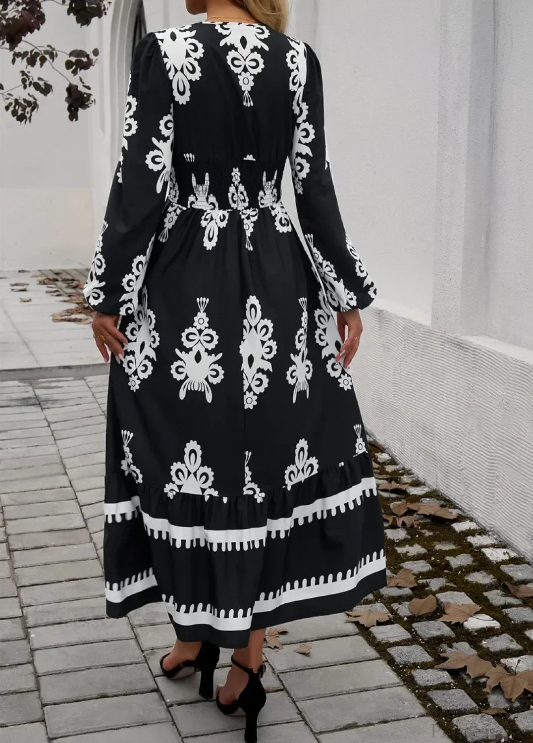 Elegant Printed V-neck A-line Boho Dress bohodress-250126