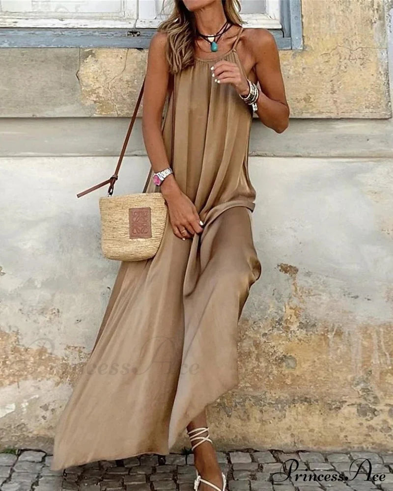 Elegant Sleeveless Dress In Solid Color Casual Dresses