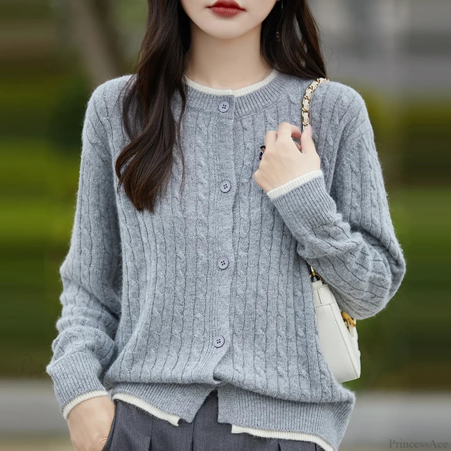 Embroidered Little Bear Loose Cashmere O-Neck Cardigan Light gray / M cardiagn-250126