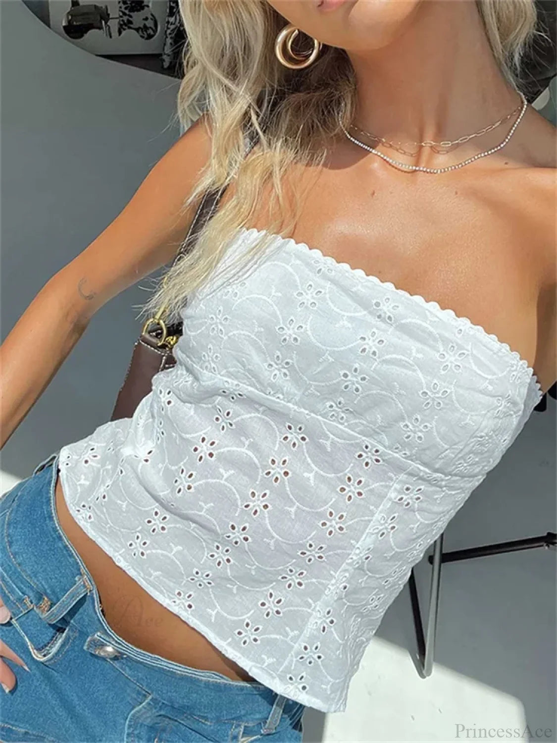 Floral Hollow-out Strapless Off-shoulder Tube Top croptop-250126