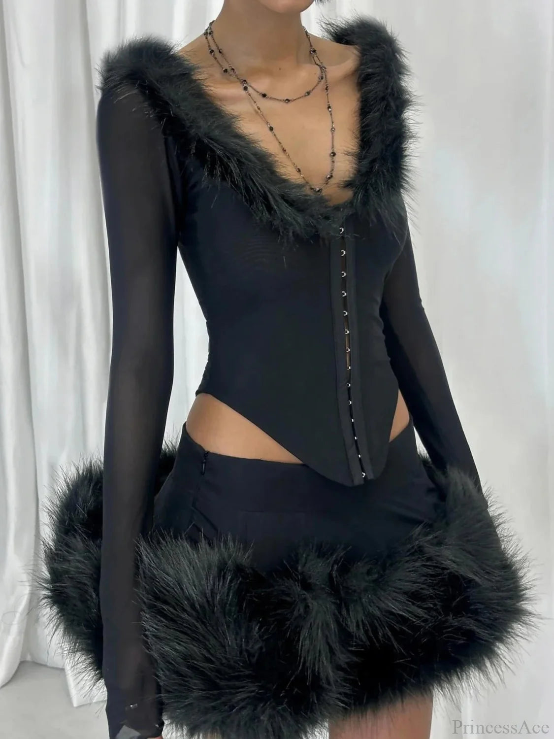 Furry Collar V-neck Knit Top