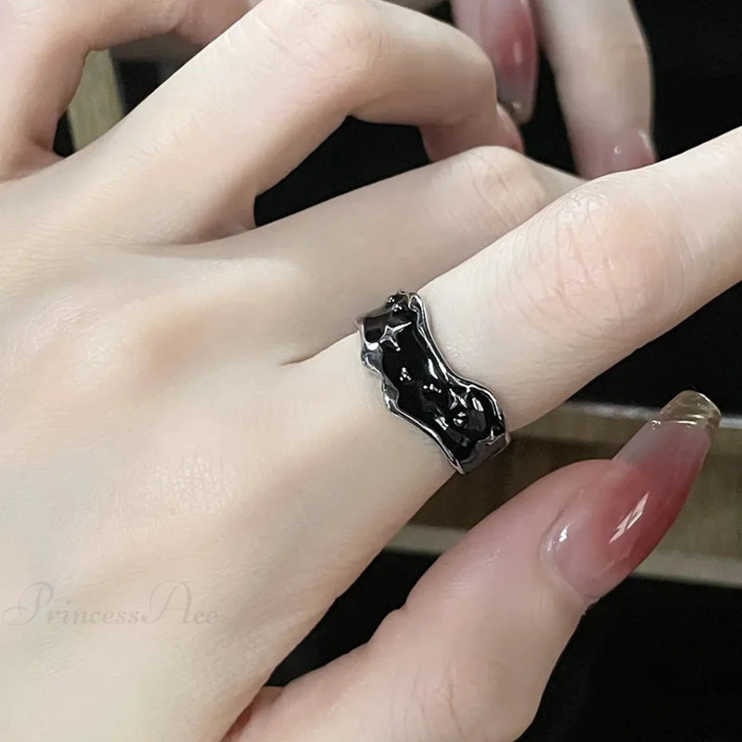 Gender-neutral Vintage Wings Skeleton Gothic Ring sliver8