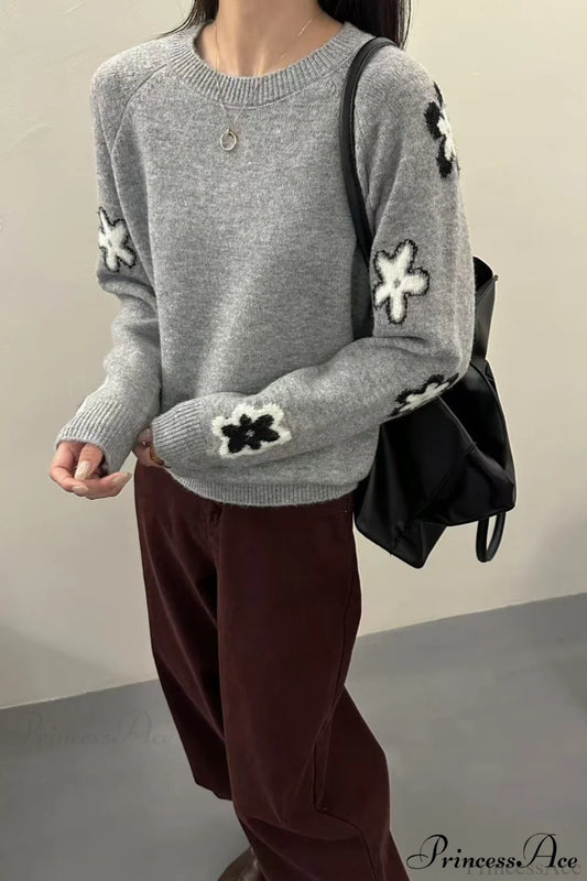 Gray Floral Pattern Slim-Fit Loose Pullover Sweater Grey / One Size