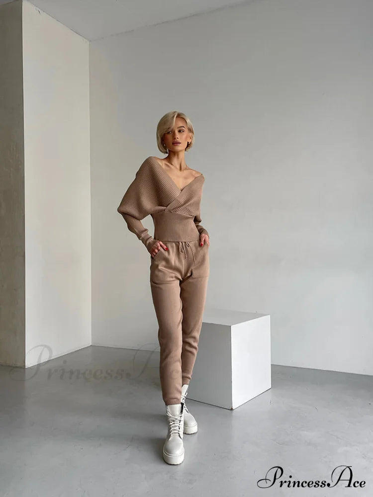 Hala Elegant Knitted Set