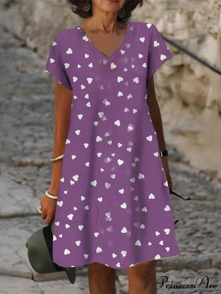 Heart Print V Neck Casual Short Sleeve Shift Dress In Black S / Black Heart Print Dress