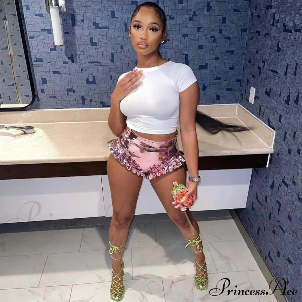 High Waist Ruffle Wide Modern Leg Shorts - Gold L / Pink